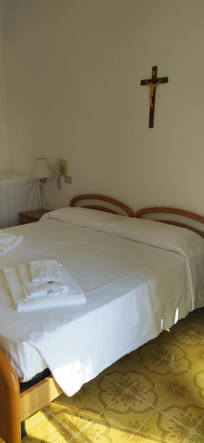 B&B Oasi Regina Pacis Santa Margherita Ligure Exterior photo