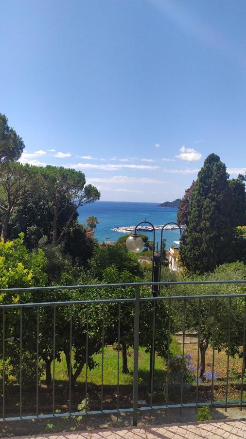 B&B Oasi Regina Pacis Santa Margherita Ligure Exterior photo