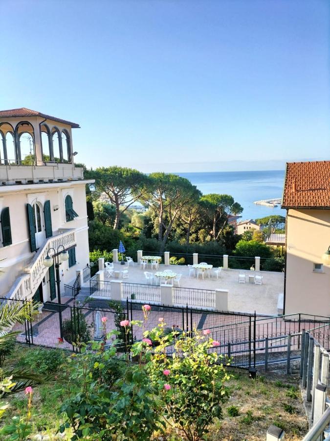 B&B Oasi Regina Pacis Santa Margherita Ligure Exterior photo